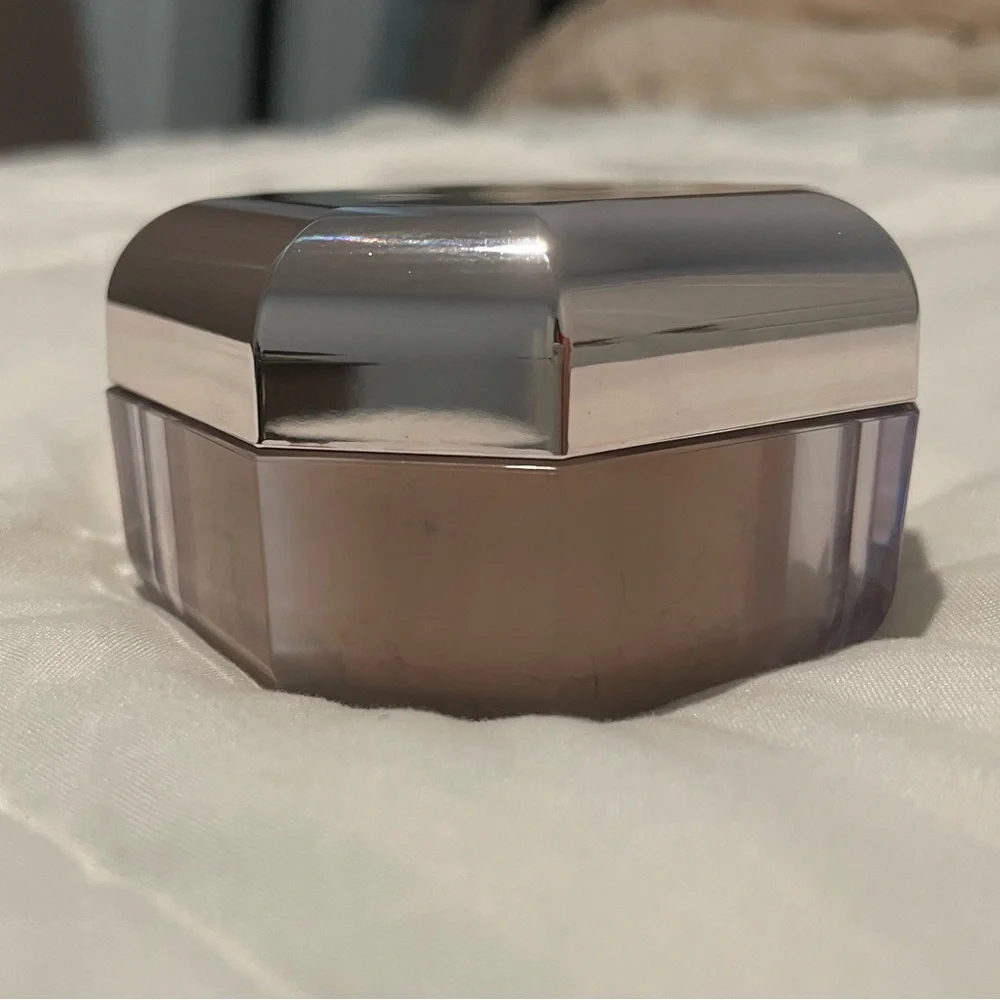 Fenty Beauty by Rihanna Pro Filt'r Instant Retouch Setting Powder